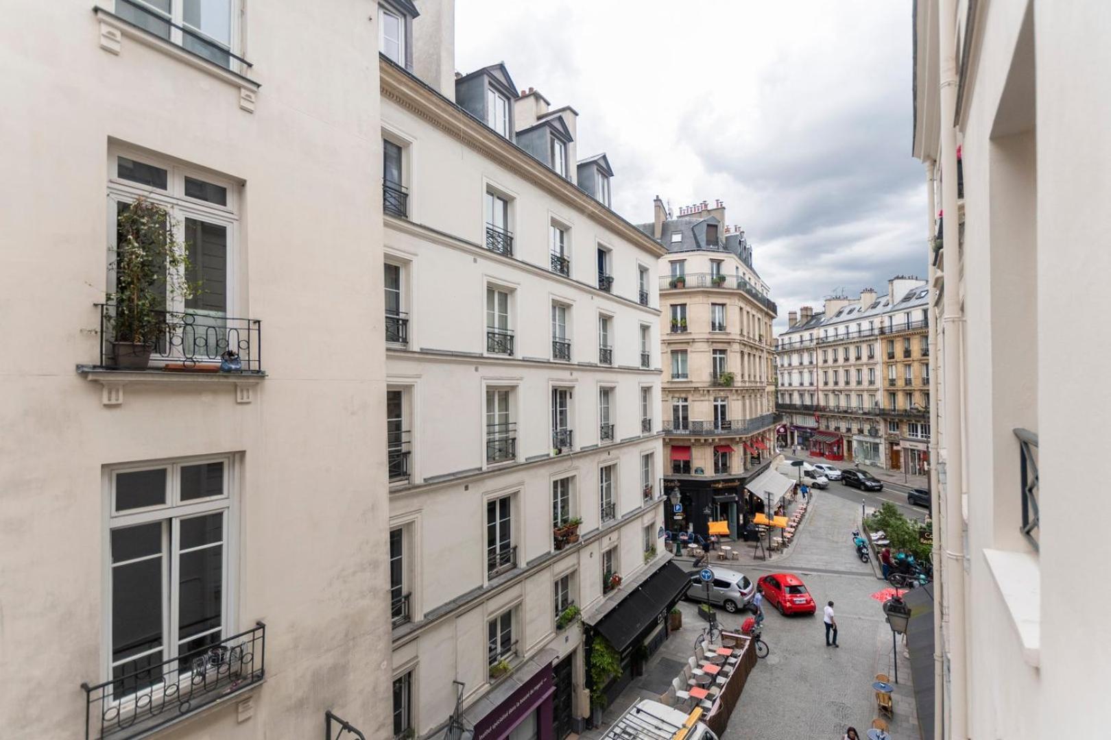 Guestready - Charmant Central Pres Des Halles Appartement Parijs